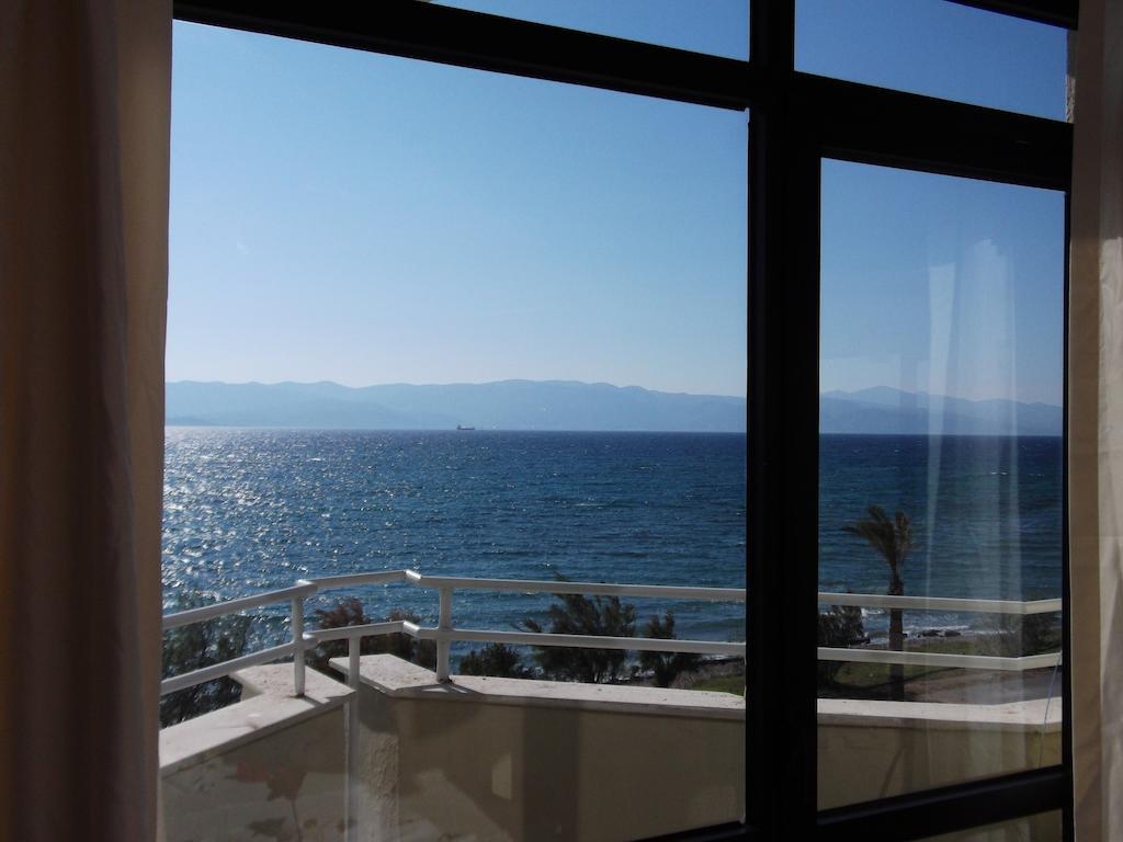 Poseidon Cesme Resort Habitación foto