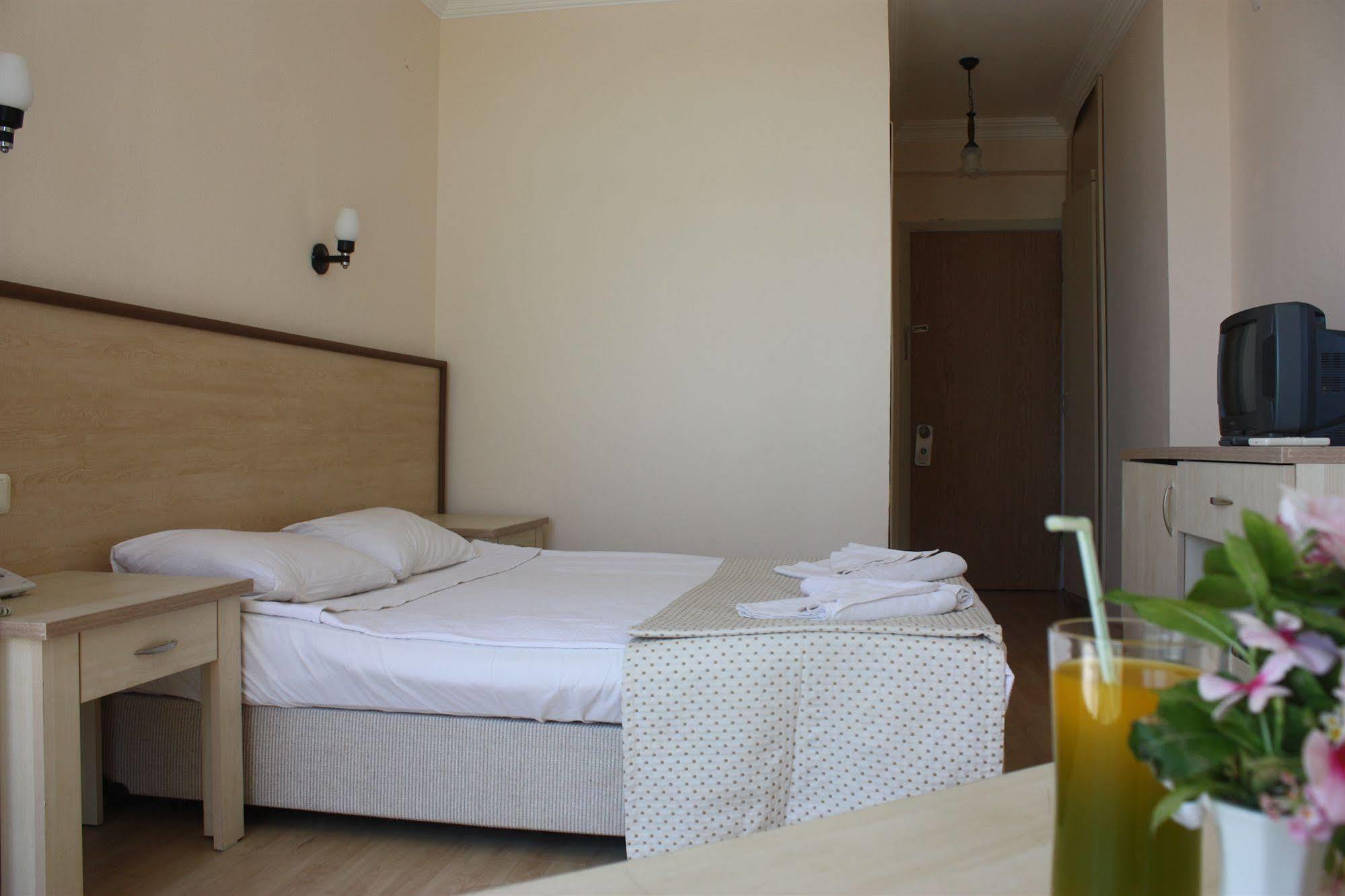 Poseidon Cesme Resort Exterior foto
