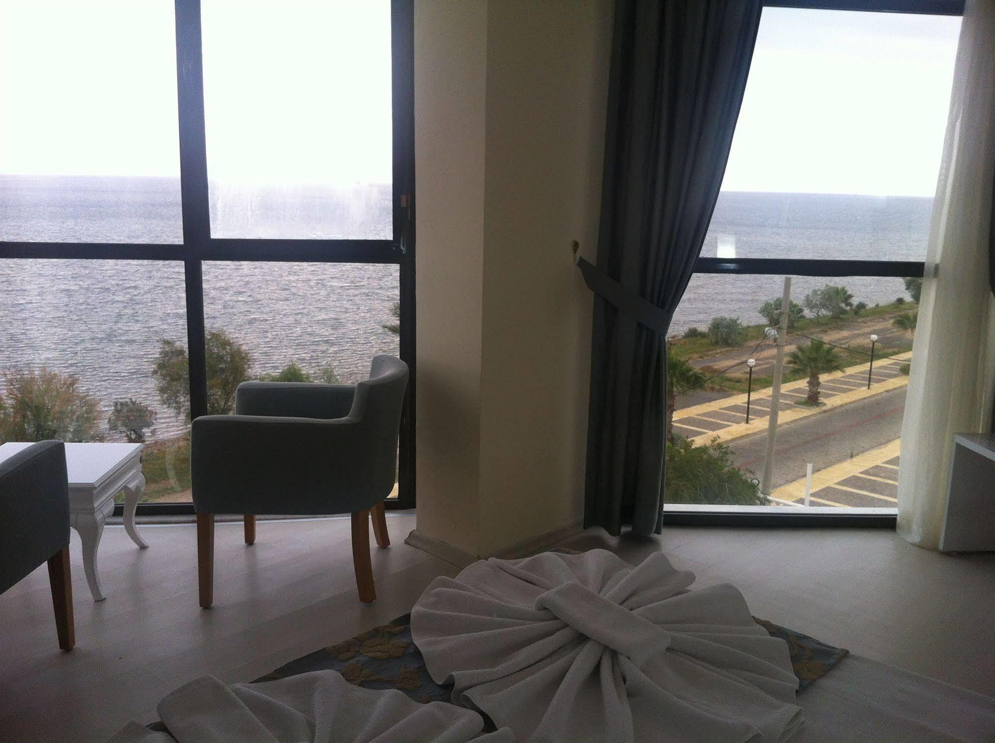 Poseidon Cesme Resort Exterior foto
