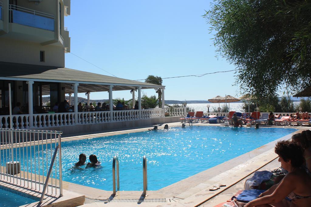 Poseidon Cesme Resort Exterior foto